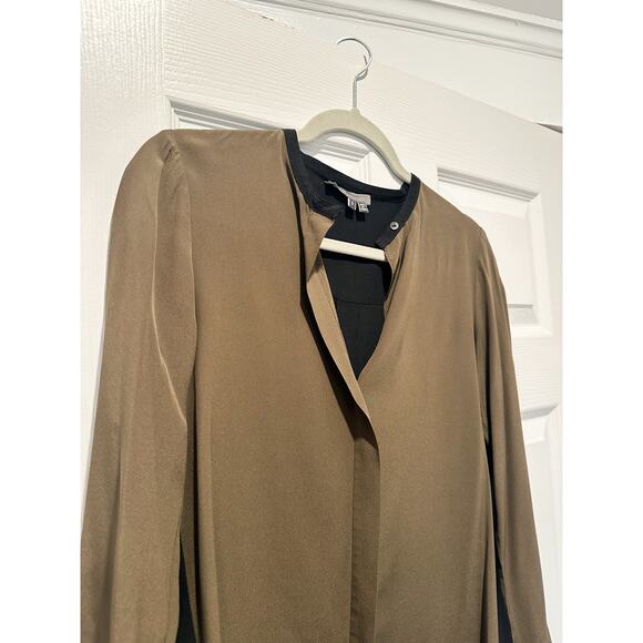 Vince Silk Olive Green and Black Two Toned Colorblock Blouse 2 - Picture 4 of 11
